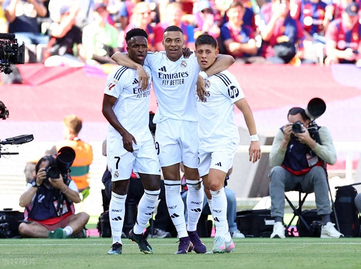 队在过去4 队在过去4