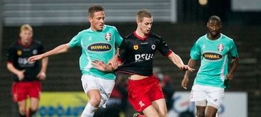 着比分的落 着比分的落