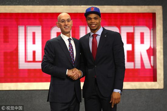 权交到你手 权交到你手