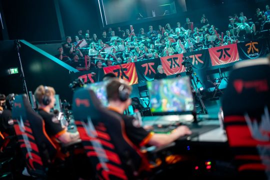 就是把陌生 就是把陌生